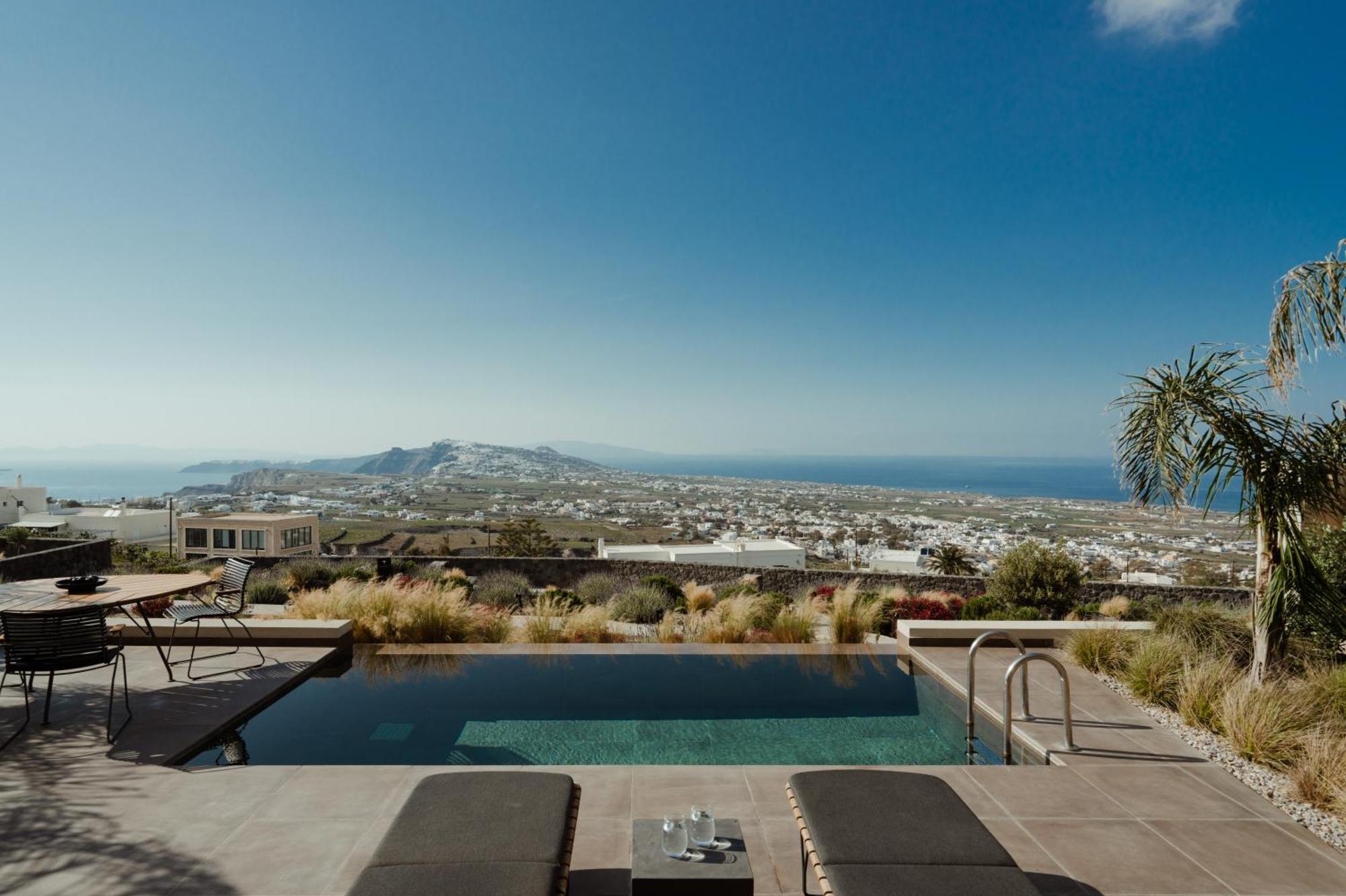 Apikia Santorini Hotell Pýrgos Exteriör bild