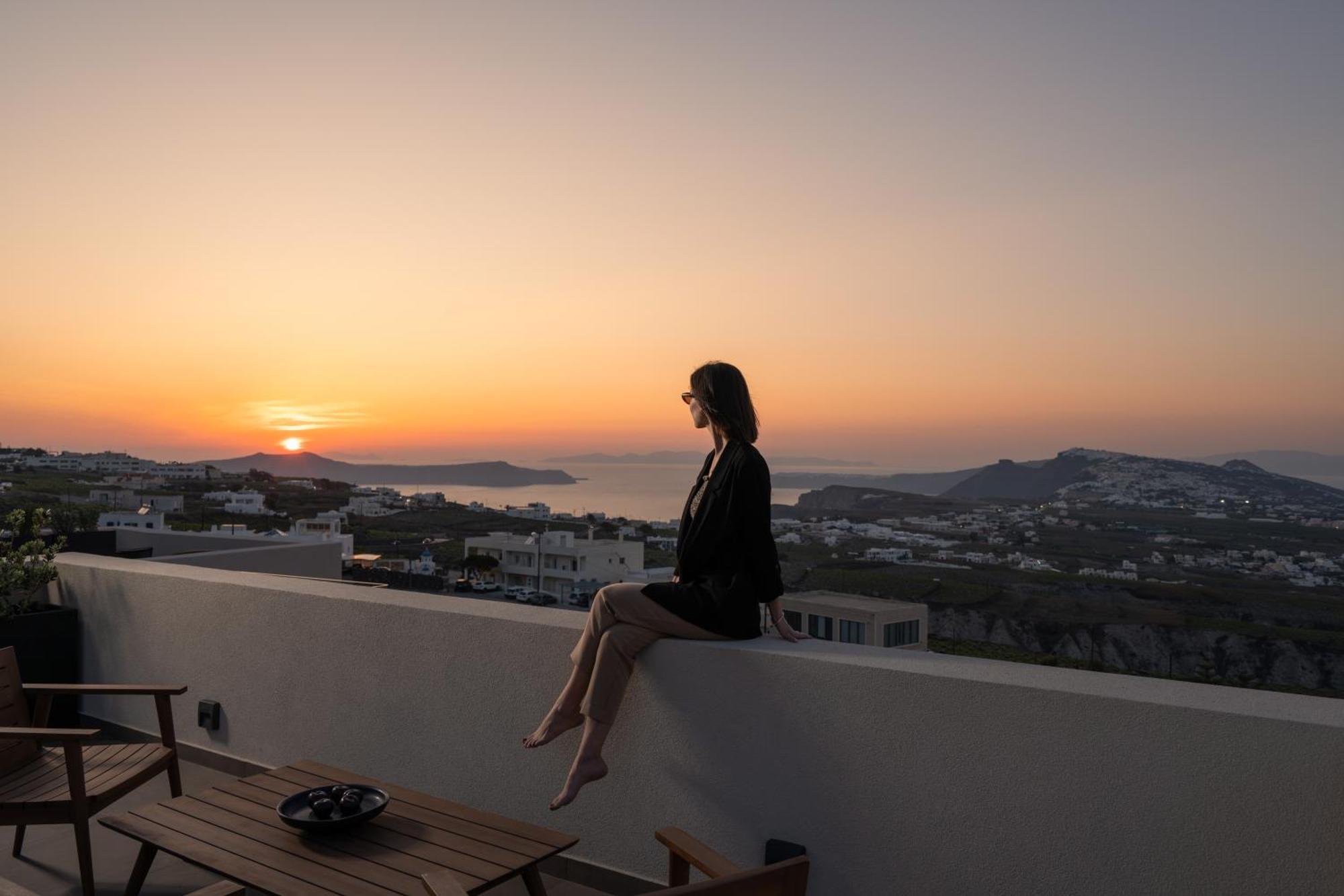 Apikia Santorini Hotell Pýrgos Exteriör bild